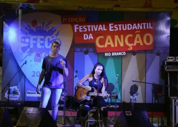 Expoacre recebe última seletiva do Festival Estudantil da Canção