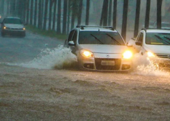 Justiça determina solução para transbordamento pluvial de trecho da Isaura Parente