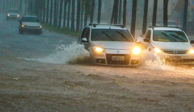 Justiça determina solução para transbordamento pluvial de trecho da Isaura Parente