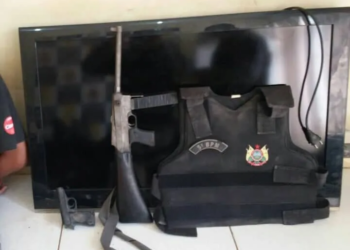 Polícia Militar apreende metralhadora de fabricação francesa durante ocorrência de furto