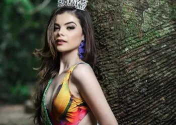 Ana Sturmer representa o Acre no Miss Teen Terra Brasil 2017