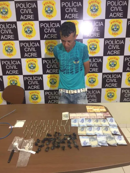 Polícia Civil fecha ‘boca de fumo’ e prende acusado de tráfico de drogas em flagrante