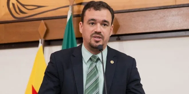 Deputados comentam sobre o protesto dos caminhoneiros contra aumento no combustível do Acre