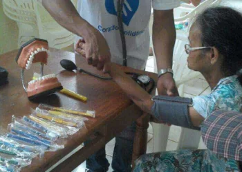 Projeto Coração Solidário promove ação social no bairro Caladinho