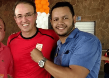 Amigos e familiares se despedem de assessor parlamentar acreano morto em acidente em Brasília