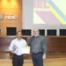 IEL promove workshop e entrega prêmio para estagiário destaque