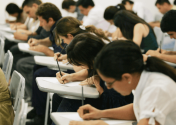 Concurseiros concordam com lei que inclui questões regionais em provas no Acre