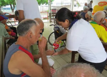 Alunos do curso técnico de RH do Senac visitam Lar dos Vicentinos