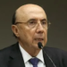Brasília – O ministro da Fazenda, Henrique Meirelles, durante coletiva sobre meta de inflação (Antônio Cruz/Agência Brasil)