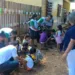 Voluntários promovem conscientização ambiental e limpeza da Praia da Base