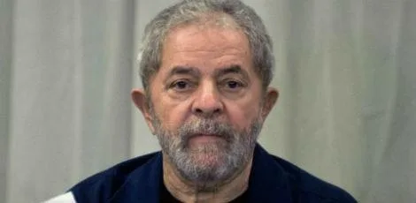 Defesa de Lula pede habeas corpus após Moro não suspender interrogatório