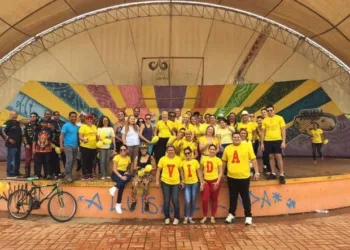 “É preciso mudar essa forma de falar sobre o suicídio”, aponta psicóloga