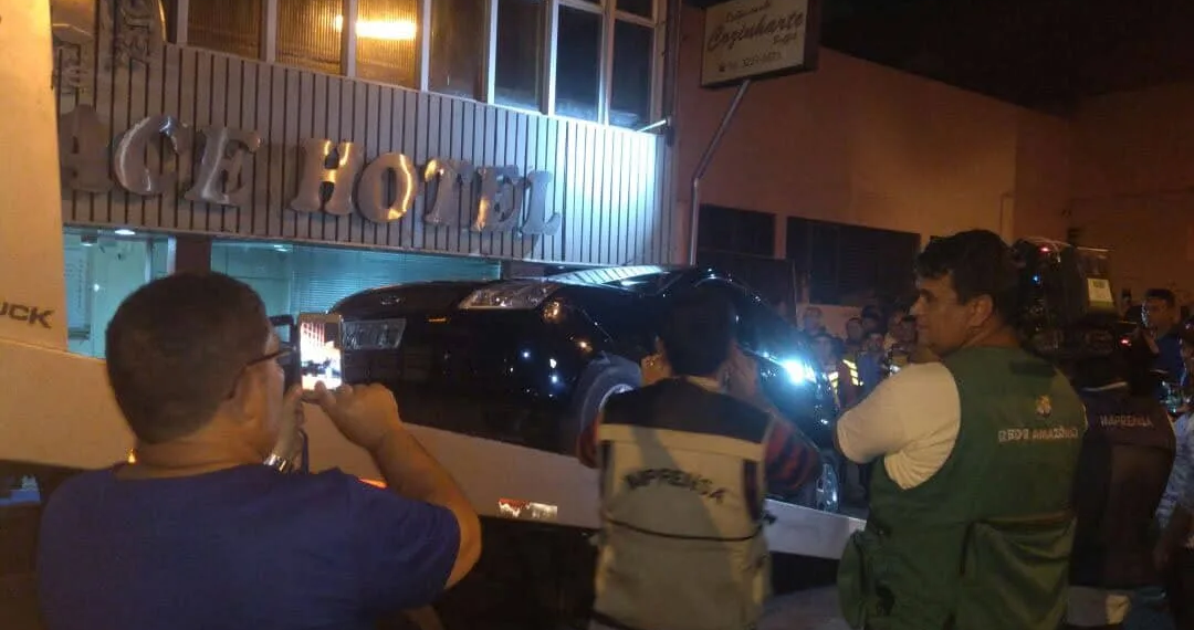 Veículo da Uber é apreendido no Centro de Rio Branco