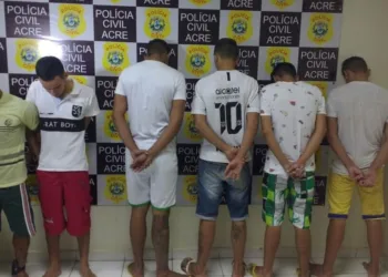 Polícia desmonta mais uma boca de fumo que funcionava em falsa distribuidora de bebidas no AC