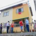 Prefeitura e moradores fazem mutirão para reparar os estragos causados pela chuva