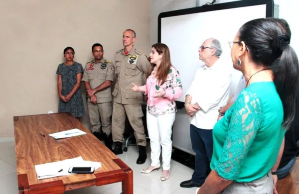 Termo de cooperação para gerenciamento de eventos extremos é assinado no Acre 1 Termo de cooperação para gerenciamento de eventos extremos é assinado no Acre