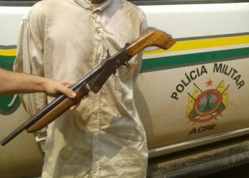 Polícia Militar apreende escopeta na BR-364