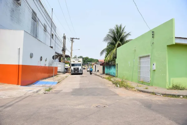 Rua Manoel Castilho no bairro Floresta terá sentido de circulação alterado a partir desta quarta