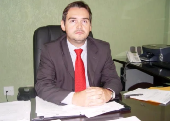 MP/AC pede extinção de ação do CRM contra lei que contrata médicos formados no exterior