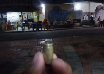 “Escapei da morte”, diz mulher que teve carro atingido em tiroteio no Tucumã