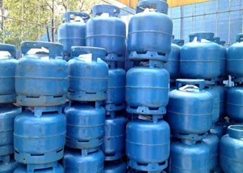Após anúncio da Petrobras, gás de cozinha pode chegar a R$ 75 em Rio Branco