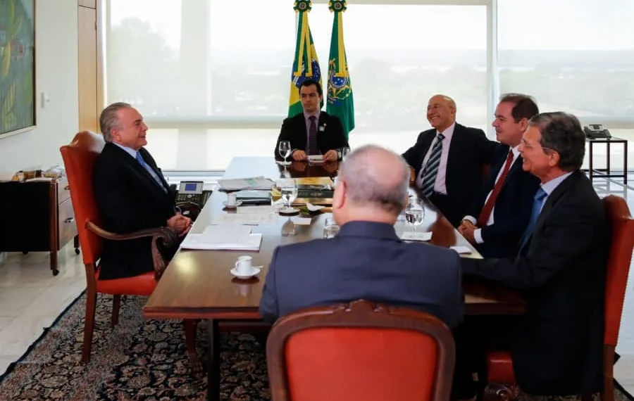 Tião Viana se reúne com Temer, que confirma vinda para Encontro de Governadores pela Segurança