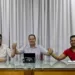 Tião Viana recebe homenagem de cooperativa por geração de empregos