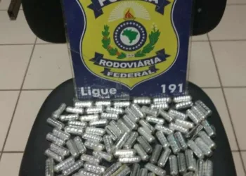 Peruano que levava quase 100 cápsulas com cocaína para Rio Branco é preso em rodovia