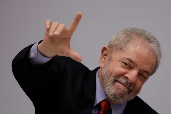 Lula diz que vai fazer referendo para revogar reformas de Temer se vencer nas eleições de 2018