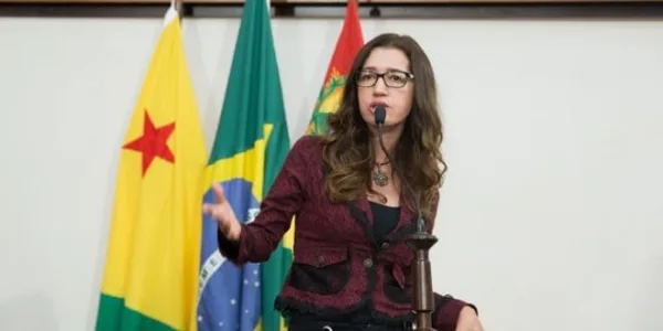 Deputada Leila Galvão reivindica manutenção da rodovia 317