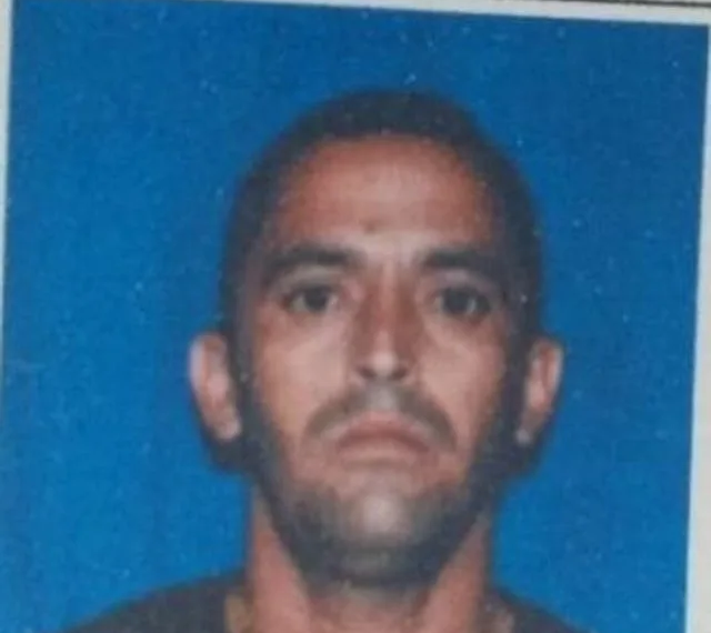Mototaxista morre em avenida de Rio Branco após colidir contra carro