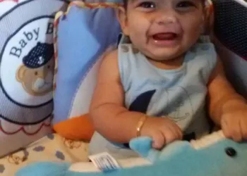 Família promove bingo beneficente para pagar cirurgia de bebê com má formação no crânio