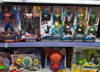 Bonecos são favoritos de meninos e meninas para o Dia das Crianças