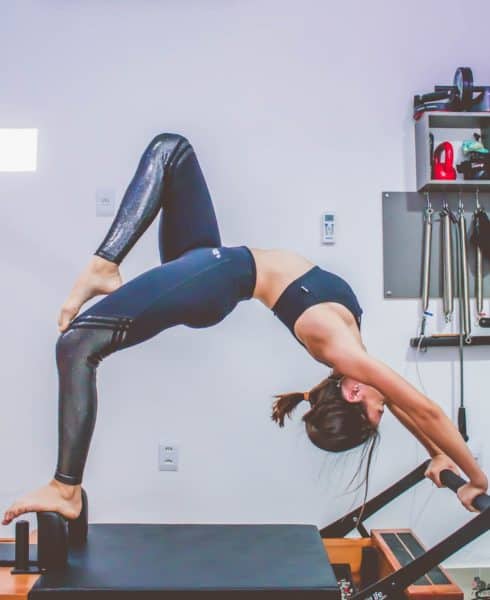 Yoga: O que é, tipos, benefícios, posturas e como fazer - Alexandre Bento