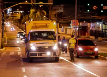 Prefeitura segue com a revitalização da sinalização viária na capital