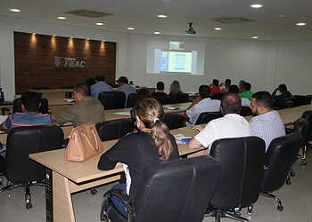 Empresários do setor gráfico realizam encontro na FIEAC