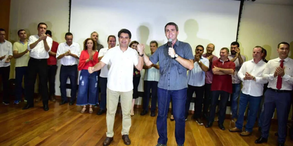 Frente Popular do Acre anuncia o secretário Emylson Farias como vice na chapa ao governo