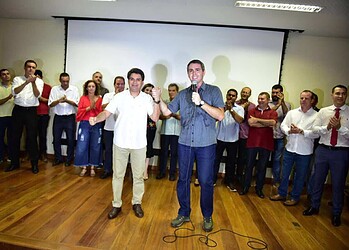 Frente Popular do Acre anuncia o secretário Emylson Farias como vice na chapa ao governo