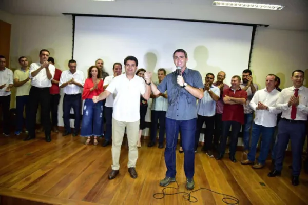 Frente Popular do Acre anuncia o secretário Emylson Farias como vice na chapa ao governo