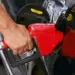 Preço médio da gasolina no Brasil atinge máxima pela 2ª semana seguida, diz ANP 15 Preço médio da gasolina no Brasil atinge máxima pela 2ª semana seguida, diz ANP