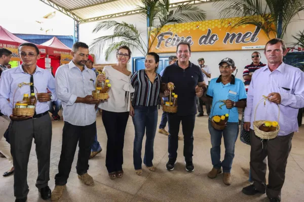 Feira do Mel em Brasileia mostra resultados do Governo em investimentos no setor