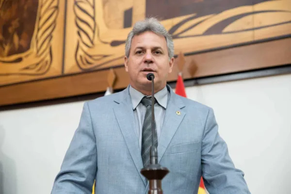 Lourival Marques destaca avanços no Estado durante governos petistas 1 Lourival Marques destaca avanços no Estado durante governos petistas
