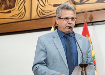 Deputado Lourival Marques ressalta primeira Feira de mel de abelha sem ferrão