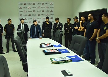 ????????????????????????????????????