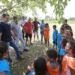 Prefeito visita escolas rurais do Quixadá e entrega material para a prática de esporte