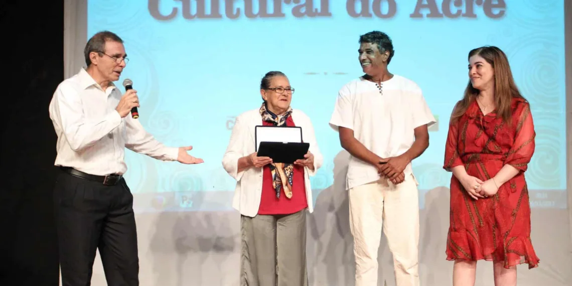 Governo e ConCultura entregam Comenda da Ordem do Mérito Cultural Acreano
