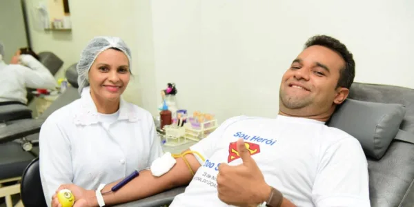 Doadores de sangue são homenageados no Hemoacre