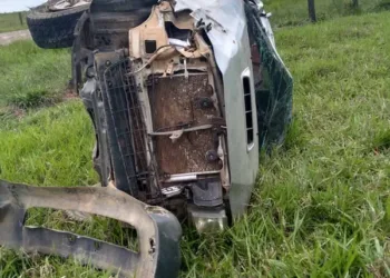 Além de ex-deputado, outras duas pessoas estavam no carro e foram encaminhadas ao hospital (Foto Arquivo Pessoal)