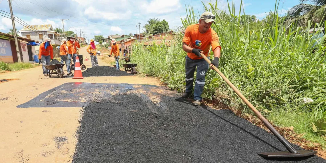 Prefeitura intensifica serviços de manutenção de ruas e ramais da cidade