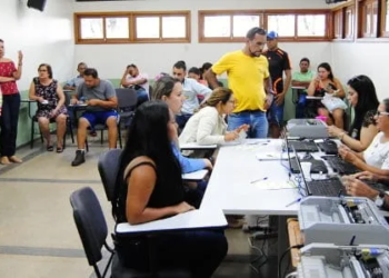 TRE/AC inicia atendimento no Horto Florestal com mais de 300 títulos impressos
